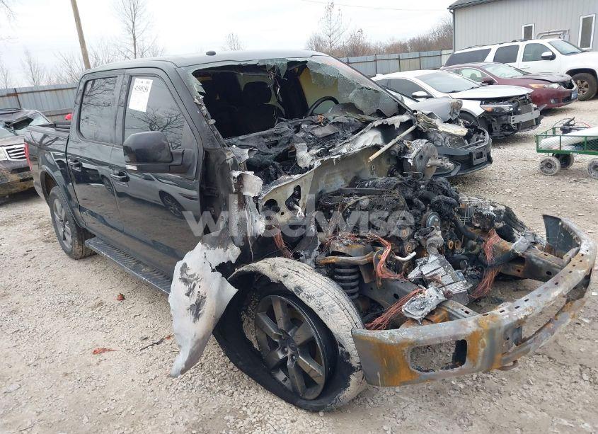 2017 Ford F-150 LARIAT (VIN 1FTEW1EF3HFC22399) main photo