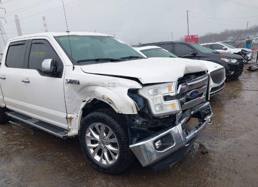Photo 6 of 2015 Ford F-150 LARIAT (VIN 1FTEW1EF4FFC90837)