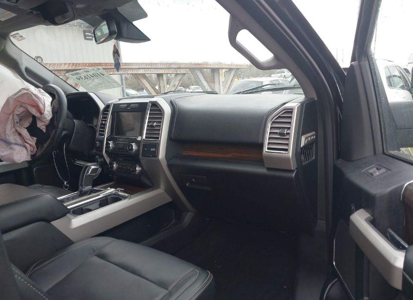 Photo 5 of 2016 Ford F-150 LARIAT (VIN 1FTEW1EF4GFA70292)