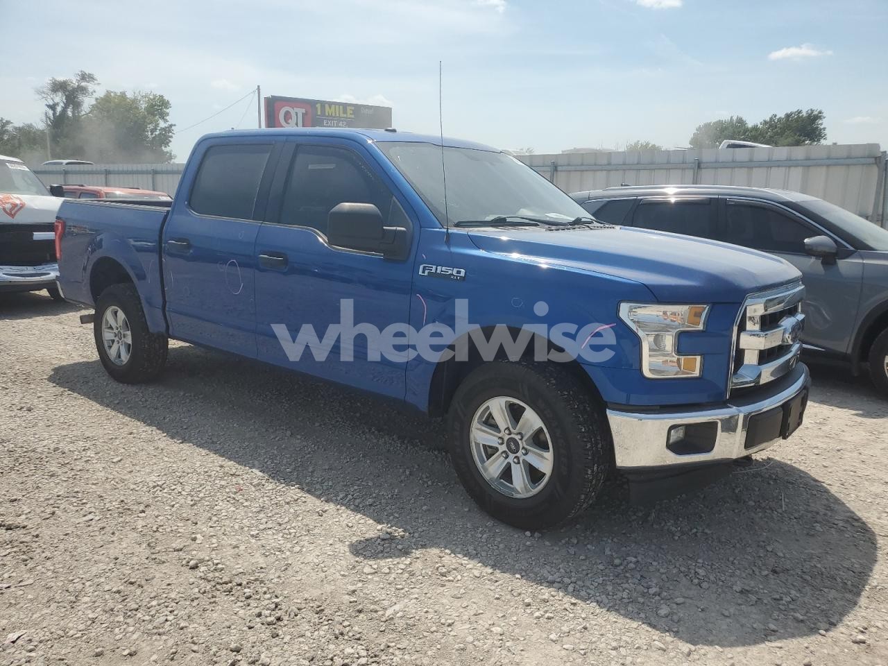 Photo 4 of 2017 FORD F150 SUPERCREW (VIN 1FTEW1EF4HKD75980)