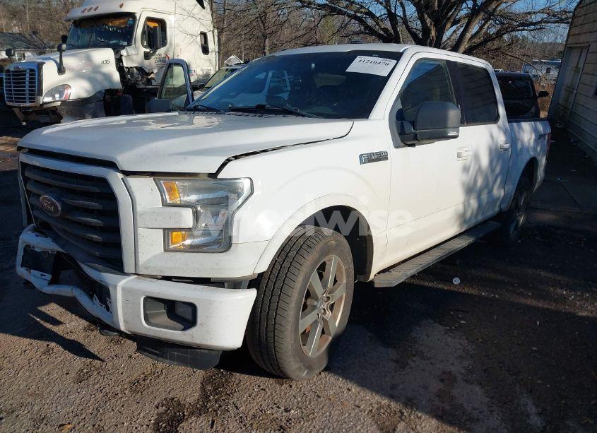 Photo 2 of 2015 Ford F-150 XLT (VIN 1FTEW1EF6FFB59960)