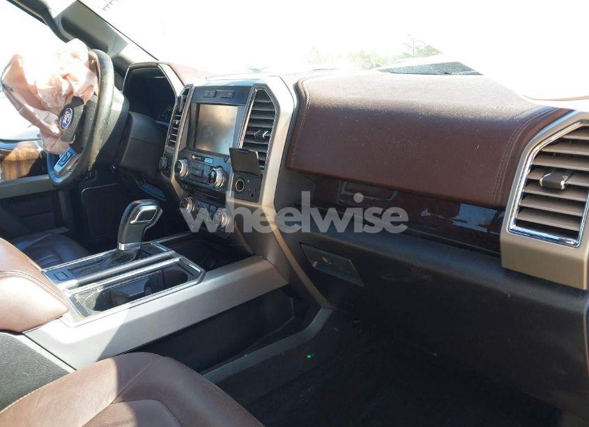 Photo 5 of 2015 Ford F-150 PLATINUM (VIN 1FTEW1EF7FFC69822)