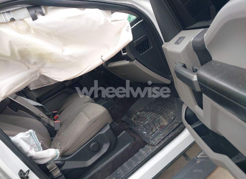 Photo 5 of 2016 Ford F-150 XLT (VIN 1FTEW1EF9GFA23176)