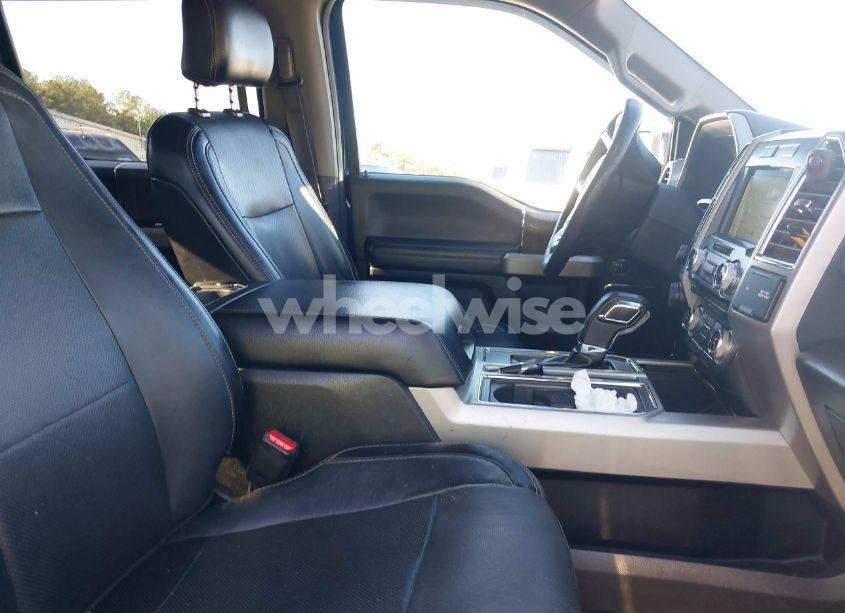Photo 5 of 2016 Ford F-150 LARIAT (VIN 1FTEW1EF9GFC12281)