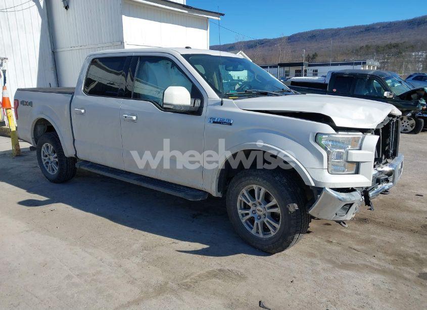 2016 Ford F-150 LARIAT (VIN 1FTEW1EF9GFC27590) main photo