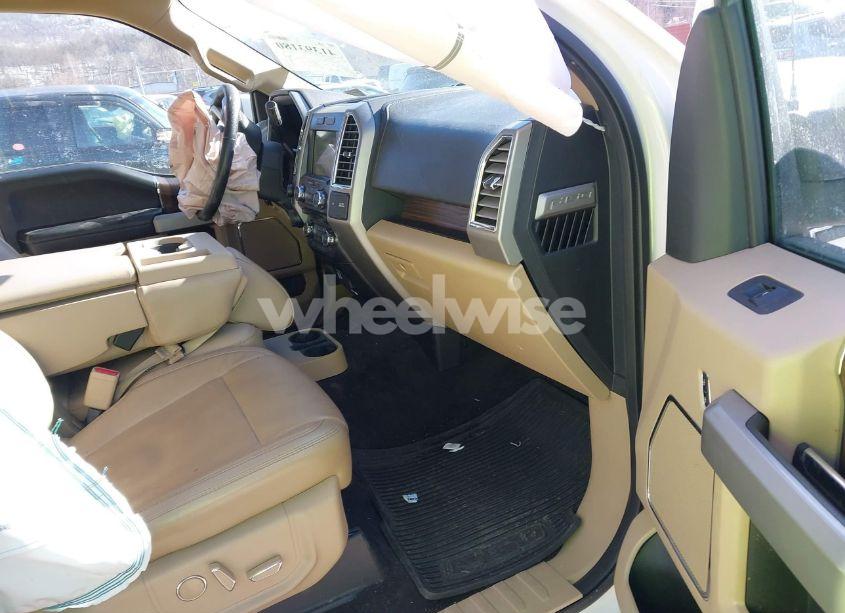 Photo 5 of 2016 Ford F-150 LARIAT (VIN 1FTEW1EF9GFC27590)