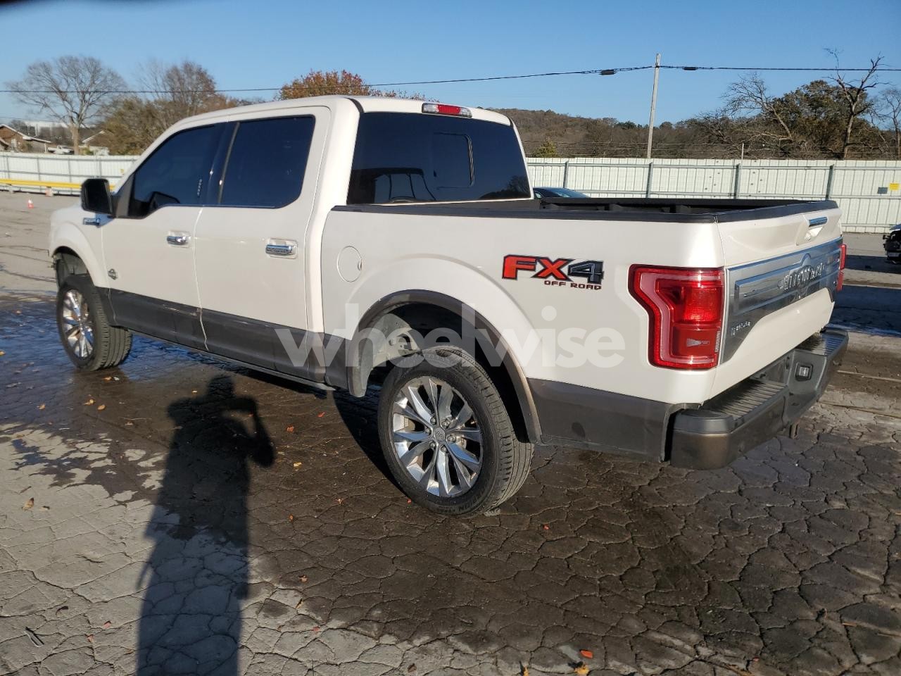 Photo 2 of 2017 FORD F150 SUPERCREW (VIN 1FTEW1EFXHFB17522)