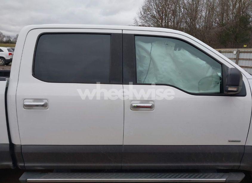 Photo 13 of 2015 Ford F-150 XLT (VIN 1FTEW1EG0FFA13840)