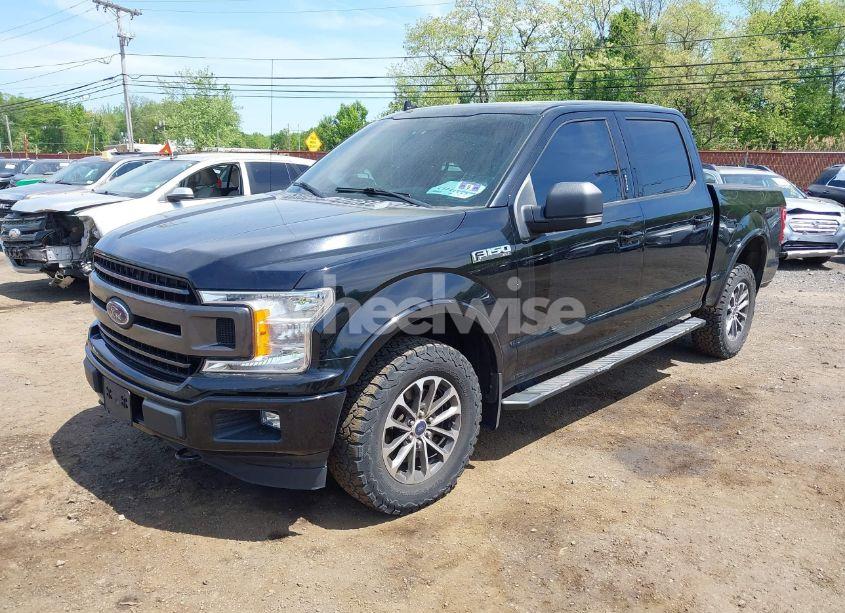 Photo 2 of 2018 Ford F-150 XLT (VIN 1FTEW1EG0JFB61382)