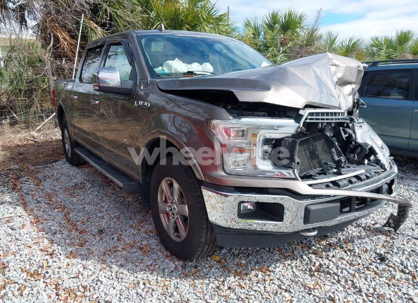 2018 Ford F-150 LARIAT (VIN 1FTEW1EG0JFC21239) main photo