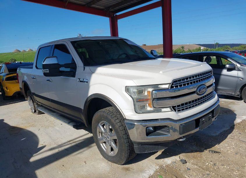 2018 Ford F-150 LARIAT (VIN 1FTEW1EG0JKC52885) main photo