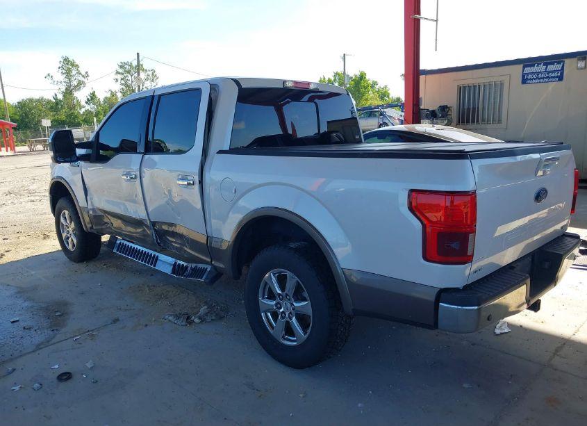 Photo 3 of 2018 Ford F-150 LARIAT (VIN 1FTEW1EG0JKC52885)