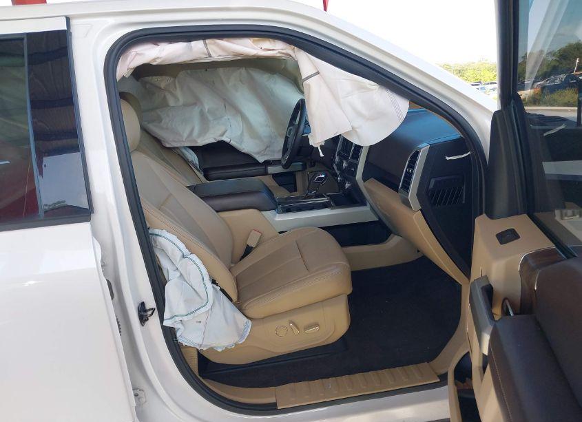 Photo 5 of 2018 Ford F-150 LARIAT (VIN 1FTEW1EG0JKC52885)