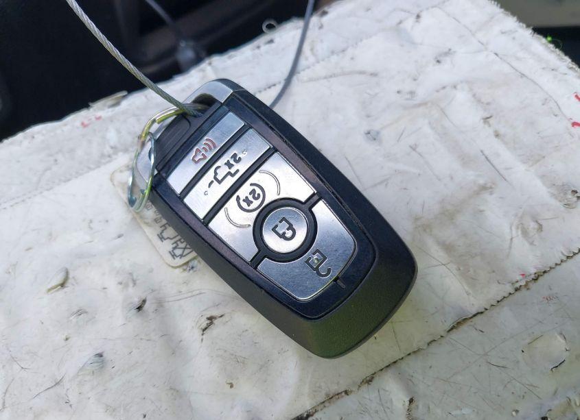 Photo 11 of 2018 Ford F-150 LARIAT (VIN 1FTEW1EG0JKF56895)