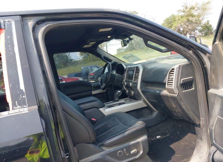 Photo 5 of 2018 Ford F-150 LARIAT (VIN 1FTEW1EG0JKF56895)