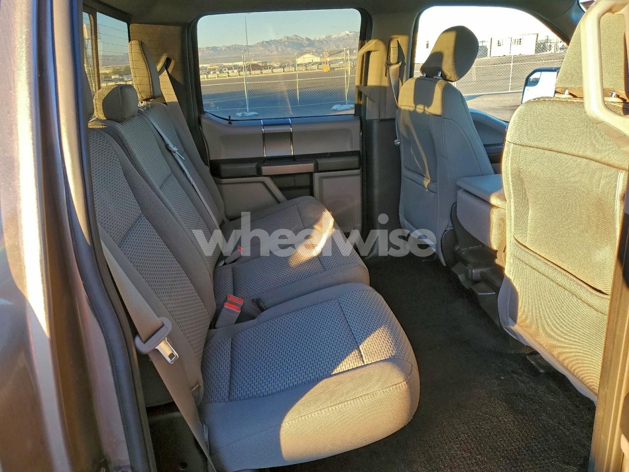 Photo 10 of 2018 FORD F150 SUPERCREW (VIN 1FTEW1EG0JKF61756)