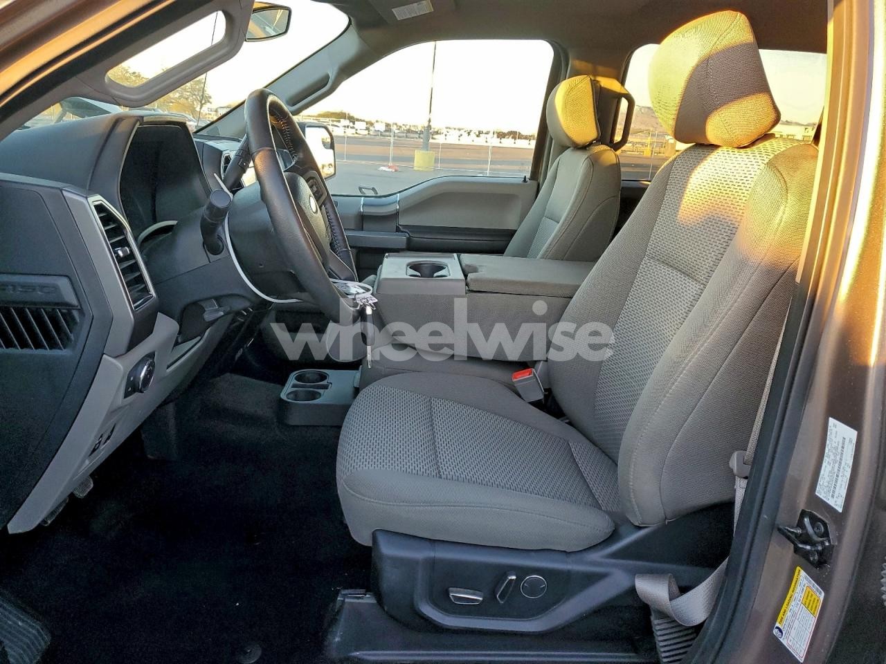 Photo 7 of 2018 FORD F150 SUPERCREW (VIN 1FTEW1EG0JKF61756)