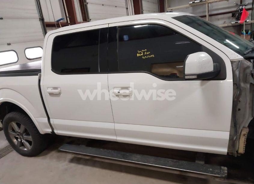 Photo 14 of 2015 Ford F-150 LARIAT (VIN 1FTEW1EG1FFB39401)