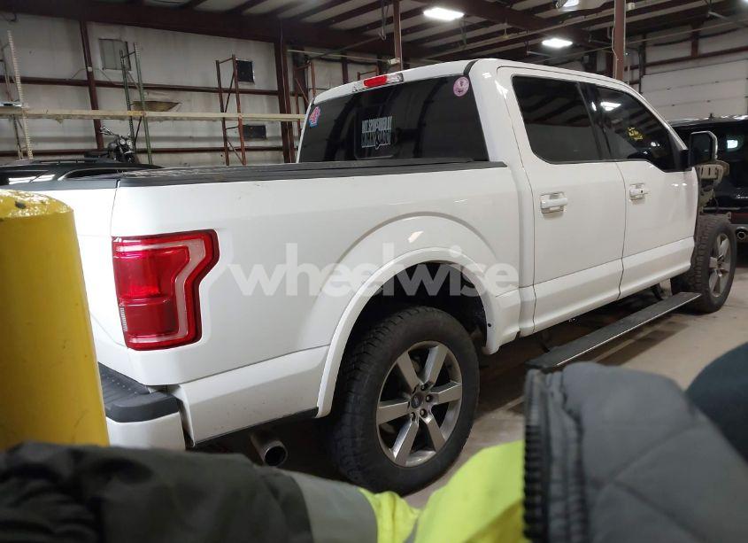 Photo 4 of 2015 Ford F-150 LARIAT (VIN 1FTEW1EG1FFB39401)