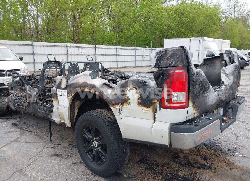 Photo 3 of 2016 Ford F-150 XLT (VIN 1FTEW1EG1GFA87186)