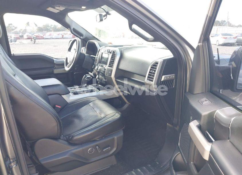 Photo 5 of 2016 Ford F-150 LARIAT (VIN 1FTEW1EG1GKE08960)