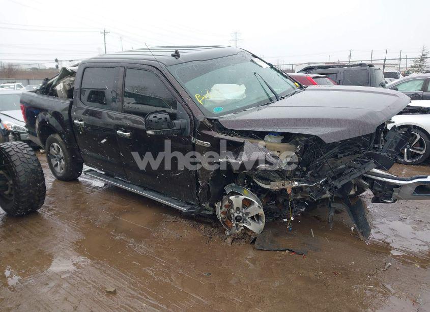 2018 Ford F-150 XLT (VIN 1FTEW1EG1JFC99089) main photo