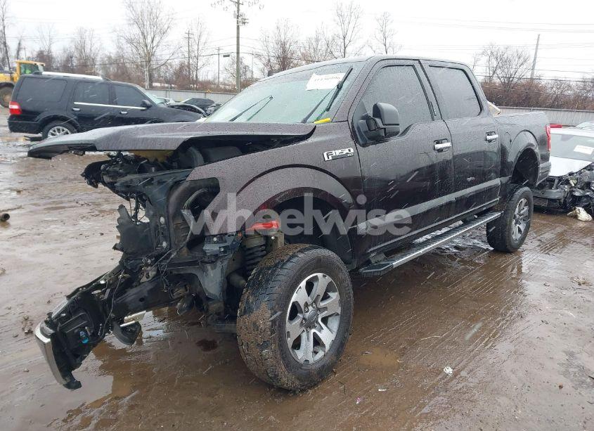 Photo 2 of 2018 Ford F-150 XLT (VIN 1FTEW1EG1JFC99089)