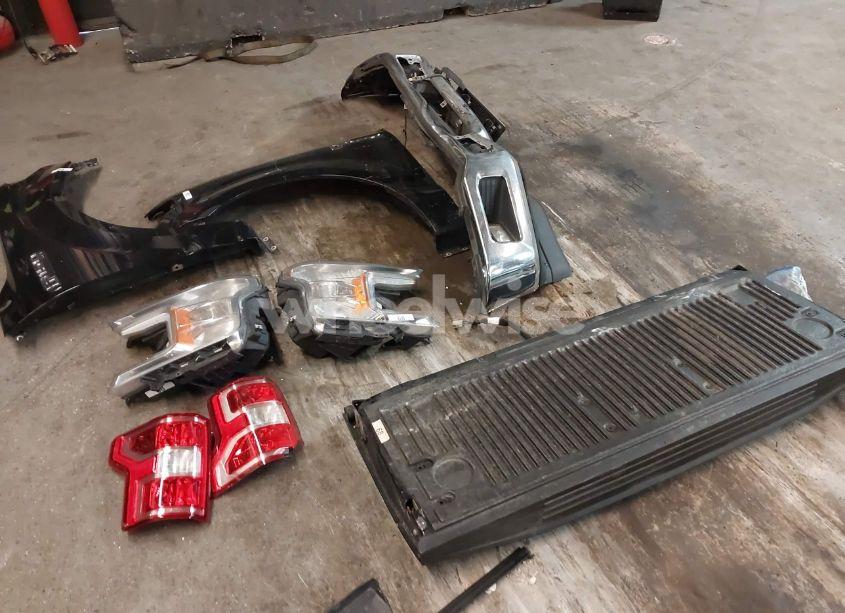 Photo 12 of 2018 Ford F-150 XLT (VIN 1FTEW1EG1JFD61879)