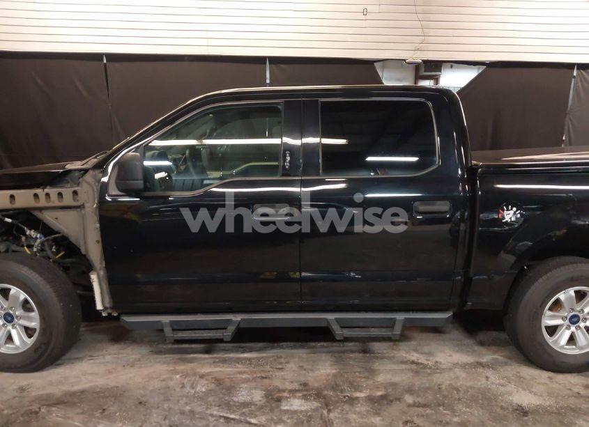 Photo 15 of 2018 Ford F-150 XLT (VIN 1FTEW1EG1JFD61879)