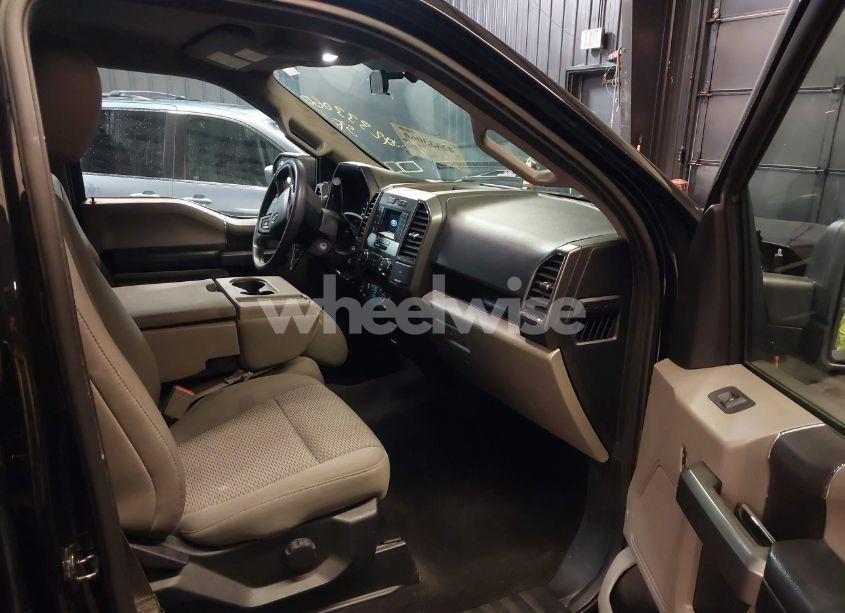 Photo 5 of 2018 Ford F-150 XLT (VIN 1FTEW1EG1JFD61879)