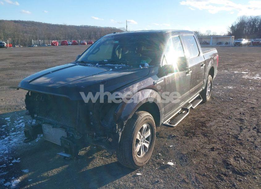 Photo 2 of 2018 Ford F-150 XLT (VIN 1FTEW1EG1JKD37671)