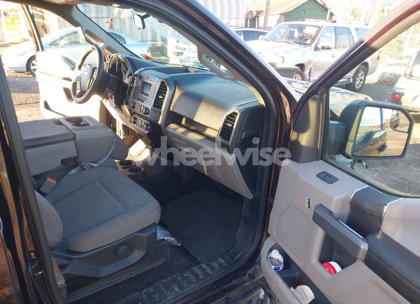 Photo 5 of 2018 Ford F-150 XLT (VIN 1FTEW1EG1JKD37671)