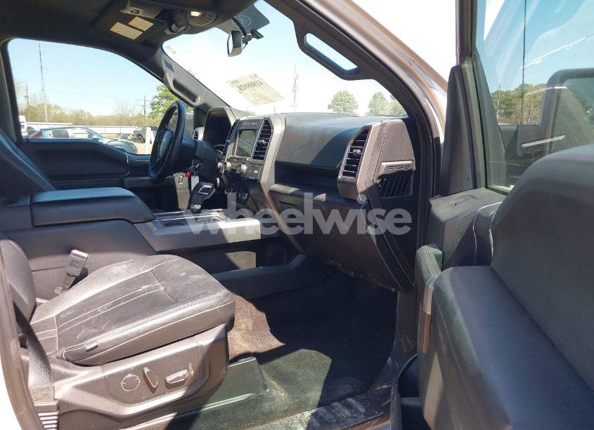 Photo 5 of 2018 Ford F-150 XLT (VIN 1FTEW1EG1JKD53868)