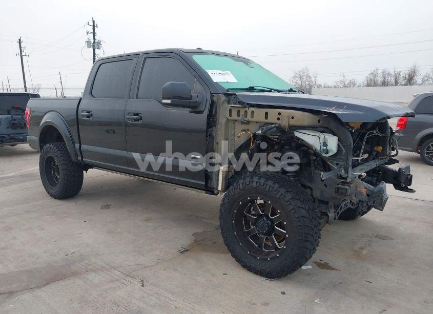 2015 Ford F-150 LARIAT (VIN 1FTEW1EG2FFB74139) main photo