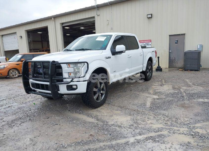 Photo 2 of 2016 Ford F-150 LARIAT (VIN 1FTEW1EG2GFC72251)