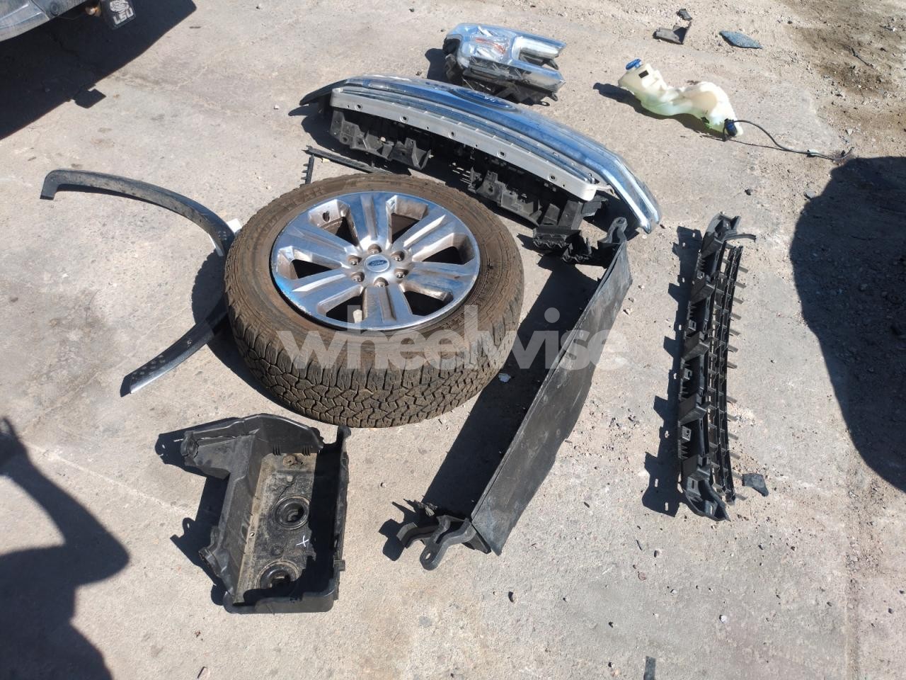 Photo 12 of 2018 FORD F150 SUPERCREW (VIN 1FTEW1EG2JKD64085)