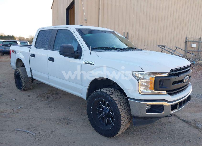 2018 Ford F-150 XL (VIN 1FTEW1EG2JKF23574) main photo