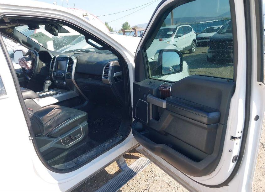 Photo 5 of 2015 Ford F-150 PLATINUM (VIN 1FTEW1EG3FFB85599)
