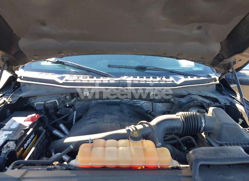 Photo 10 of 2015 Ford F-150 PLATINUM (VIN 1FTEW1EG3FFC94144)