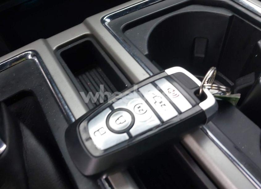 Photo 11 of 2018 Ford F-150 LARIAT (VIN 1FTEW1EG3JFE60221)