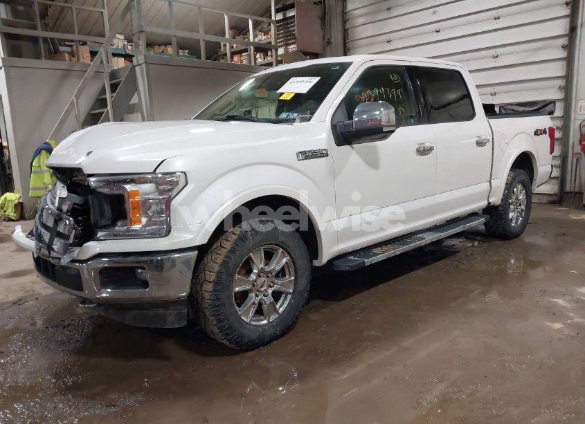 Photo 2 of 2018 Ford F-150 LARIAT (VIN 1FTEW1EG3JKC13546)