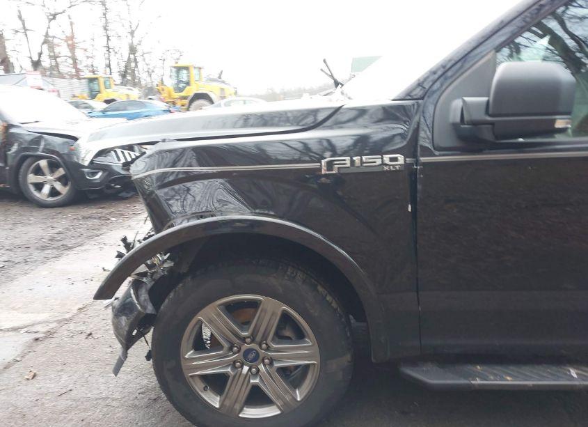 Photo 18 of 2018 Ford F-150 XLT (VIN 1FTEW1EG3JKC68031)