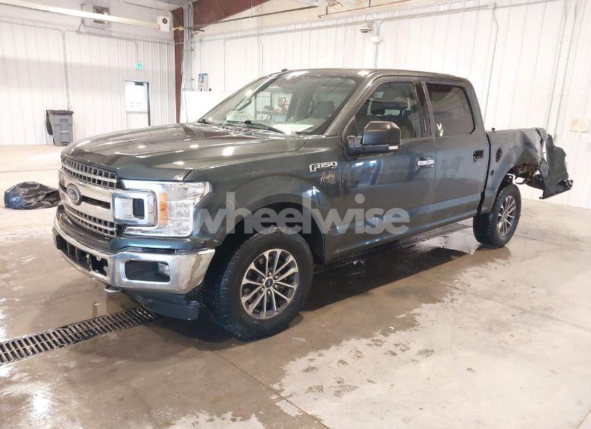 Photo 2 of 2018 Ford F-150 XLT (VIN 1FTEW1EG3JKE52823)