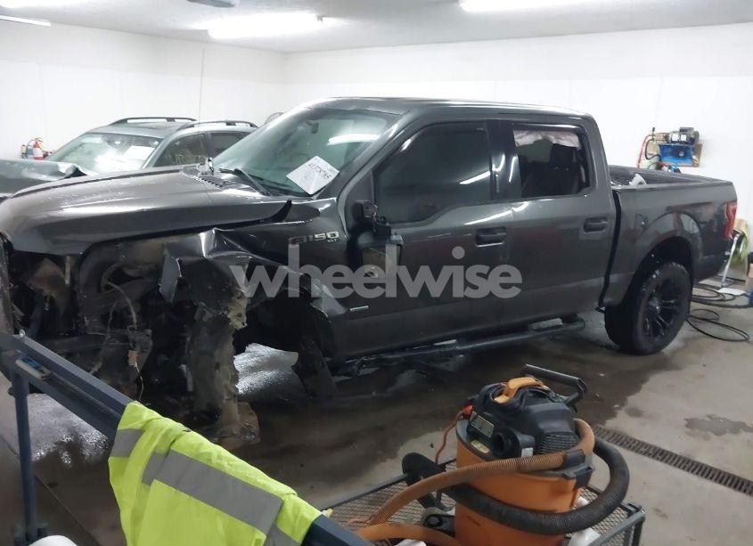 Photo 2 of 2015 Ford F-150 XLT (VIN 1FTEW1EG4FFB07588)