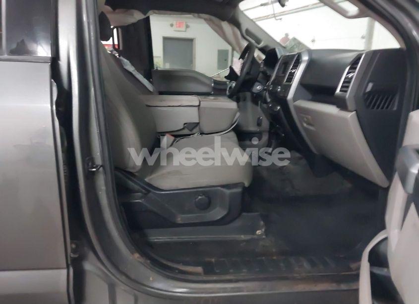 Photo 5 of 2015 Ford F-150 XLT (VIN 1FTEW1EG4FFB07588)