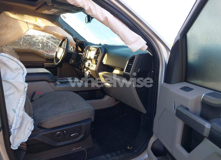 Photo 5 of 2016 Ford F-150 XLT (VIN 1FTEW1EG4GFA62783)