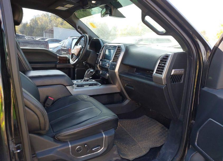 Photo 5 of 2016 Ford F-150 PLATINUM (VIN 1FTEW1EG4GFB10962)