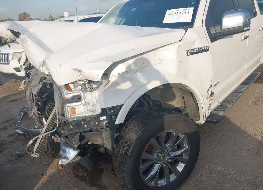 Photo 6 of 2016 Ford F-150 LARIAT (VIN 1FTEW1EG4GKD42596)