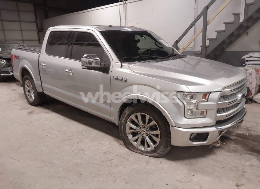 2017 Ford F-150 PLATINUM (VIN 1FTEW1EG4HFC45490) main photo