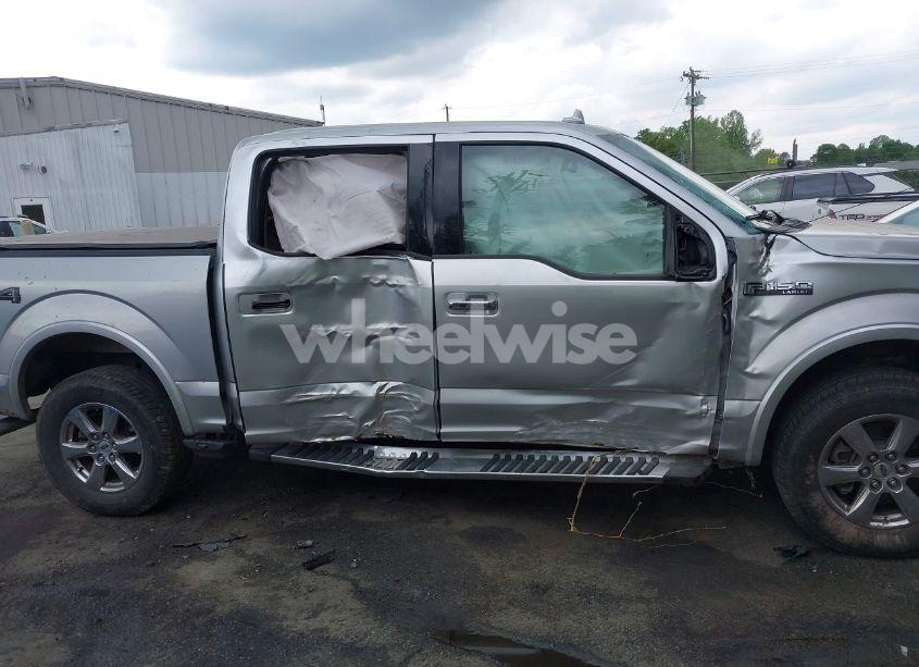 Photo 13 of 2018 Ford F-150 LARIAT (VIN 1FTEW1EG4JFA33582)